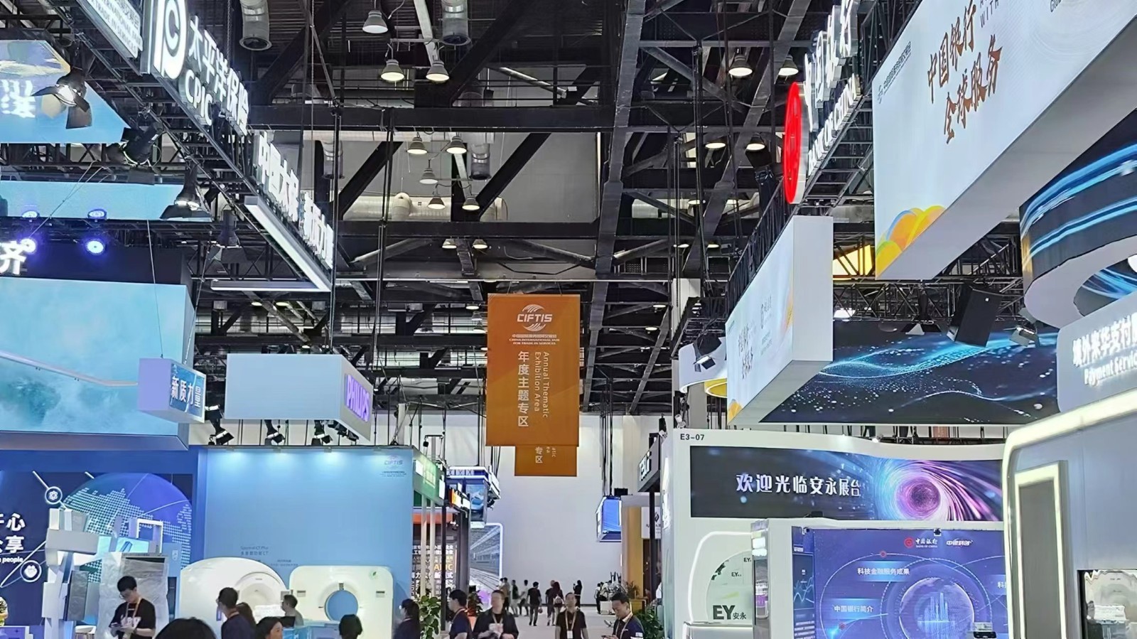 2024年度企业品牌形象设计与管理合同docx