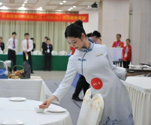 热烈祝贺2024~25学年广东省职业院校技能大赛（中职组）“酒店服务”等三大赛项圆满收官(图3)