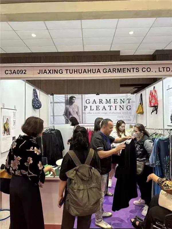 【定做服装】_定做服装价格图片品牌_批发厂家 - 阿里巴巴