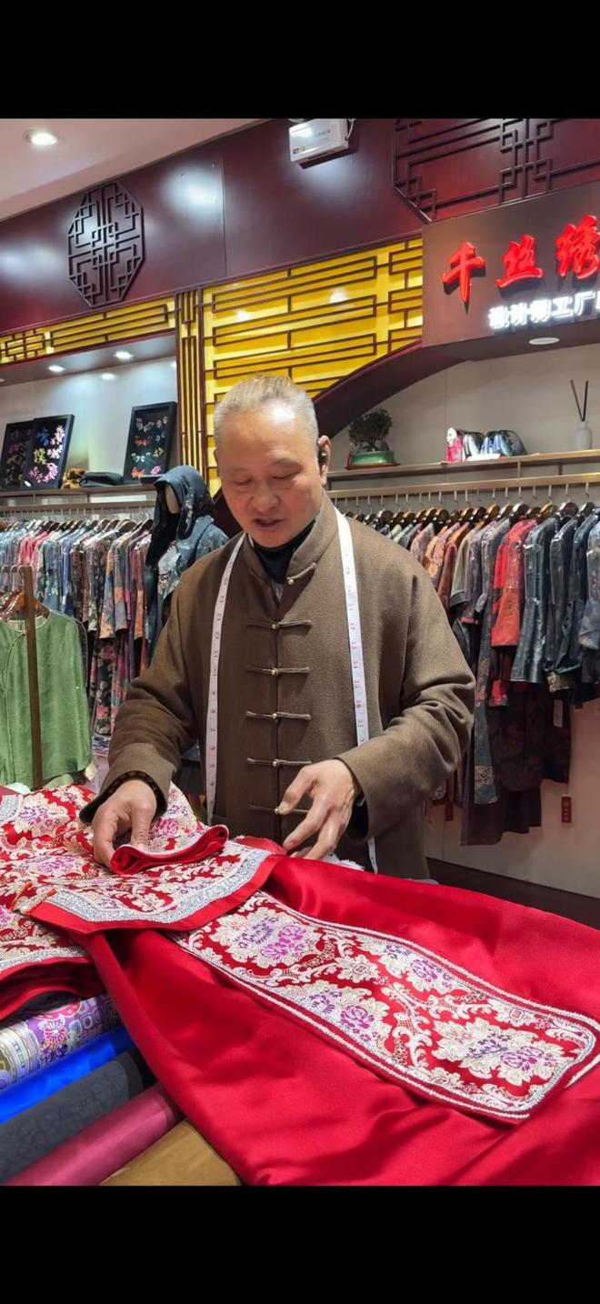 从“购物地标”到“中国设计国际窗口” 北京秀水街蜕变之路｜民企显身手(图2)