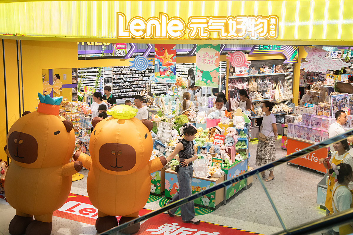 这50个热搜品牌太会抢客流了！