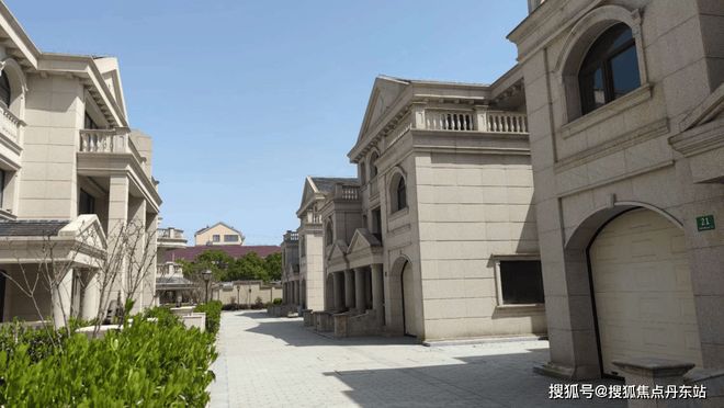 佳怡华庭官方售楼处发布：佳怡华庭怡铸城脉 重构院墅空间法典(图4)