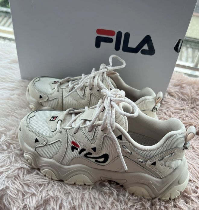 FILA“失速”：当爆款神话难再续安踏该如何救赎(图3)