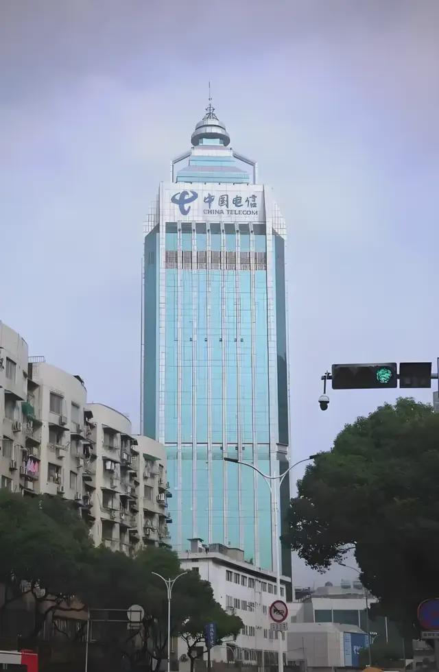 沉寂多年温州原“第一高楼”华丽变身！顶部要加个“罩子”(图1)