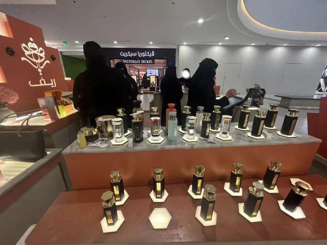 沙特时尚消费大爆发这些中国品牌已抢先卡位(图4)