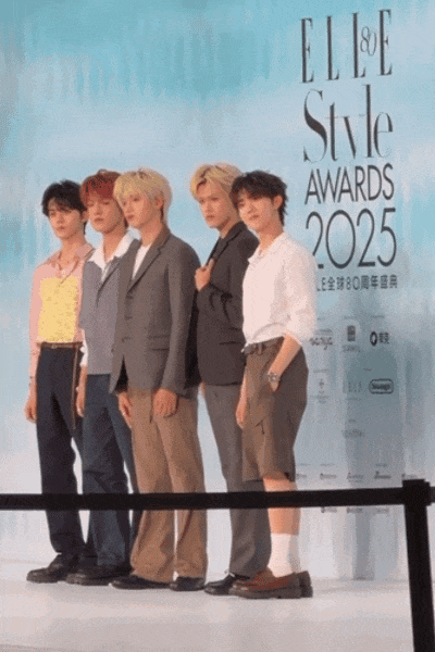 ELLE风尚盛典秒变菜市场有人摔倒、有人调侃内涵状况百出(图14)