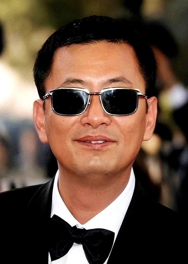 争议不断发酵！涉袒护行为者惹众怒逼疯辛芷蕾(图4)