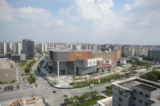 苏州中心商场今年销售额预计43亿；“派特鲜生”18店将全部关闭；西北首个TOD天街开业 赢商周报(图2)