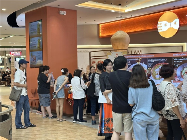 鱼你在一起泰国二店开业即爆满本土化模式再获验证(图2)