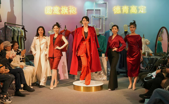 2025年中国企业与机构定制服装市场驱动因素与趋势