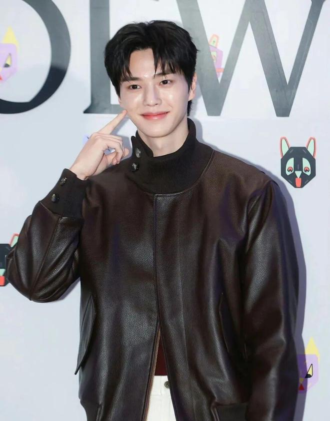 一周时尚动向 明年时尚行业预计将大幅涨价(图4)