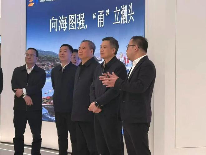 卓尔11月｜汉交会贸通天下 华中10型领航智能制造科技(图5)