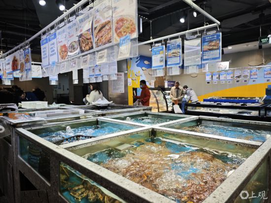 长寿路688米7家综合商业体：高密度开店后的“马路生意经”(图8)