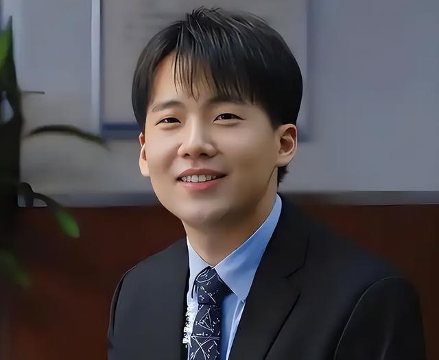 长得丑、演戏烂爹妈“强捧不红”的3位星二代注定走不远(图2)