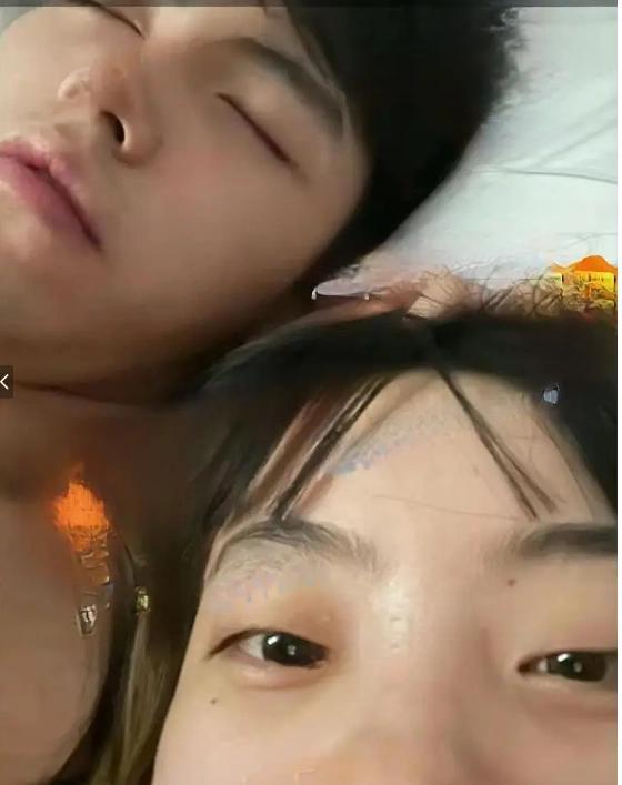 长得丑、演戏烂爹妈“强捧不红”的3位星二代注定走不远(图14)