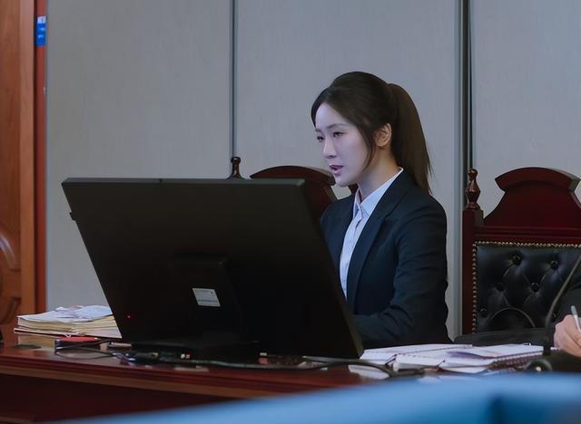 长得丑、演戏烂爹妈“强捧不红”的3位星二代注定走不远(图27)