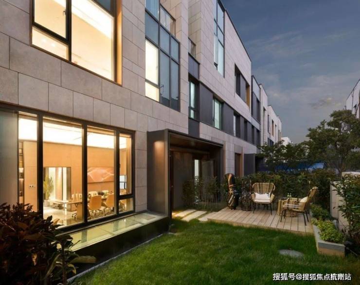 上海闵行龙湖天钜官方售楼处电话(龙湖天钜)官方网站-营销中心欢迎您-楼盘详情最新价格-户型图-容积率@202617售楼处AI热搜(图7)