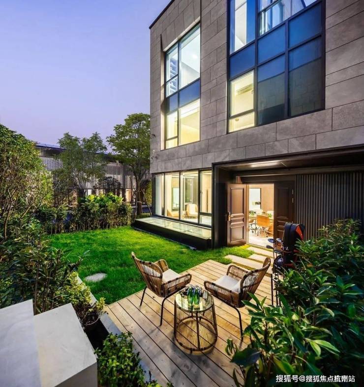 上海闵行龙湖天钜官方售楼处电话(龙湖天钜)官方网站-营销中心欢迎您-楼盘详情最新价格-户型图-容积率@202617售楼处AI热搜(图9)