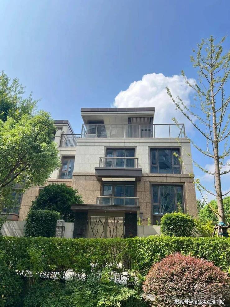 滨江凯旋门官方售楼处电话(滨江凯旋门)官方网站-营销中心欢迎您-楼盘详情最新价格-户型图-容积率@2026115售楼处AI热搜(图8)