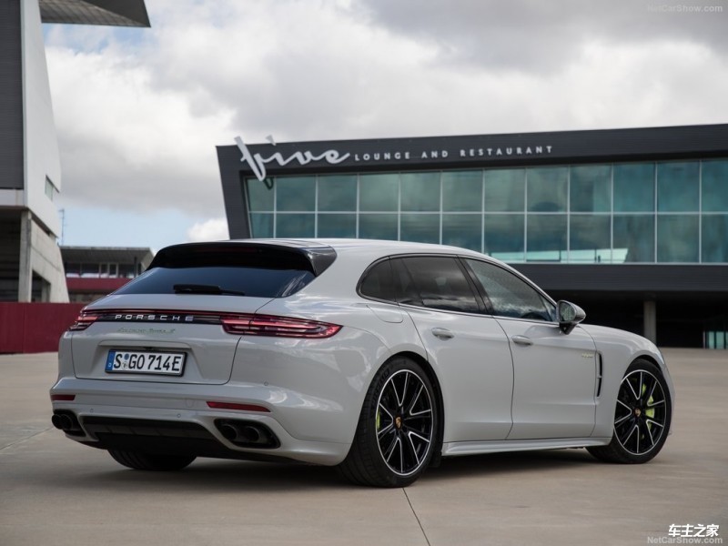 最强四座车44秒破百解析2024款保时捷Panamera E-Hybrid(图3)