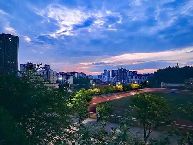 2025年湖北各地GDP排名武汉221万亿创新高宜昌大幅领先襄阳(图9)