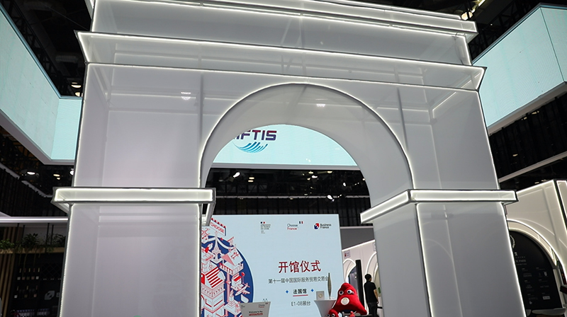 江苏灵犀互动网络科技：专注网站建设十年提供一站式网站制作开发设计服务