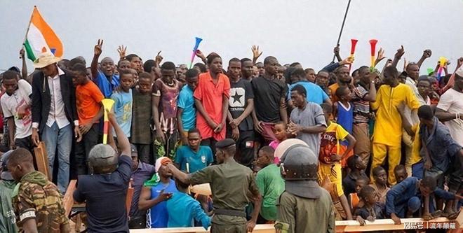 又一白眼狼?掠夺中方资产驱逐中企高管出境如今还拒绝还钱(图1)