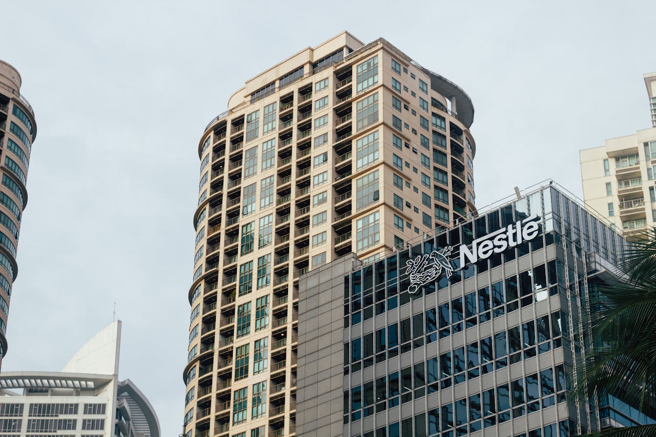 销售额连年下滑雀巢中国高层大洗牌太太乐、徐福记CEO一周内双双离职(图1)